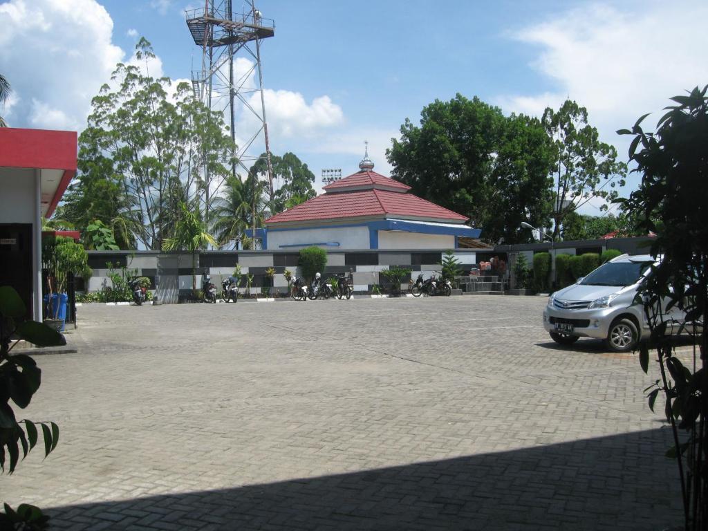 Kendari Imperial Hotel מראה חיצוני תמונה